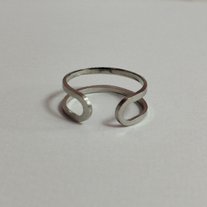 טבעת שתי קווים מחוברים